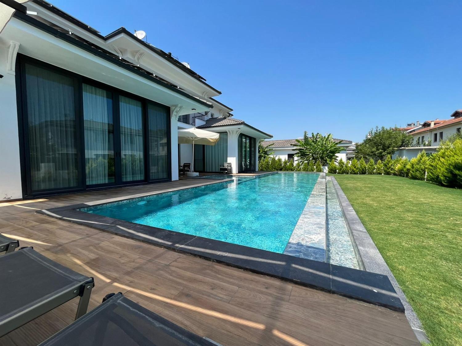 Villa White Cloud